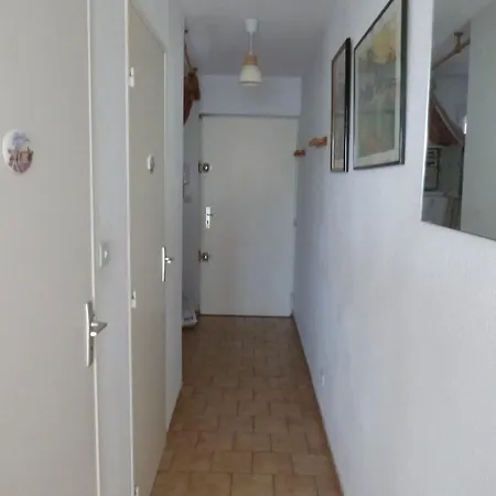 Apartment Dans Avec Piscine *